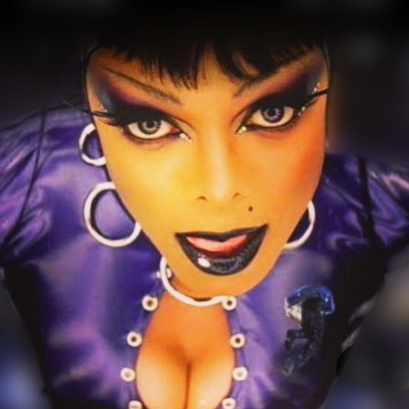 NWOT- Janet Jackson pin - Picture 2 of 7